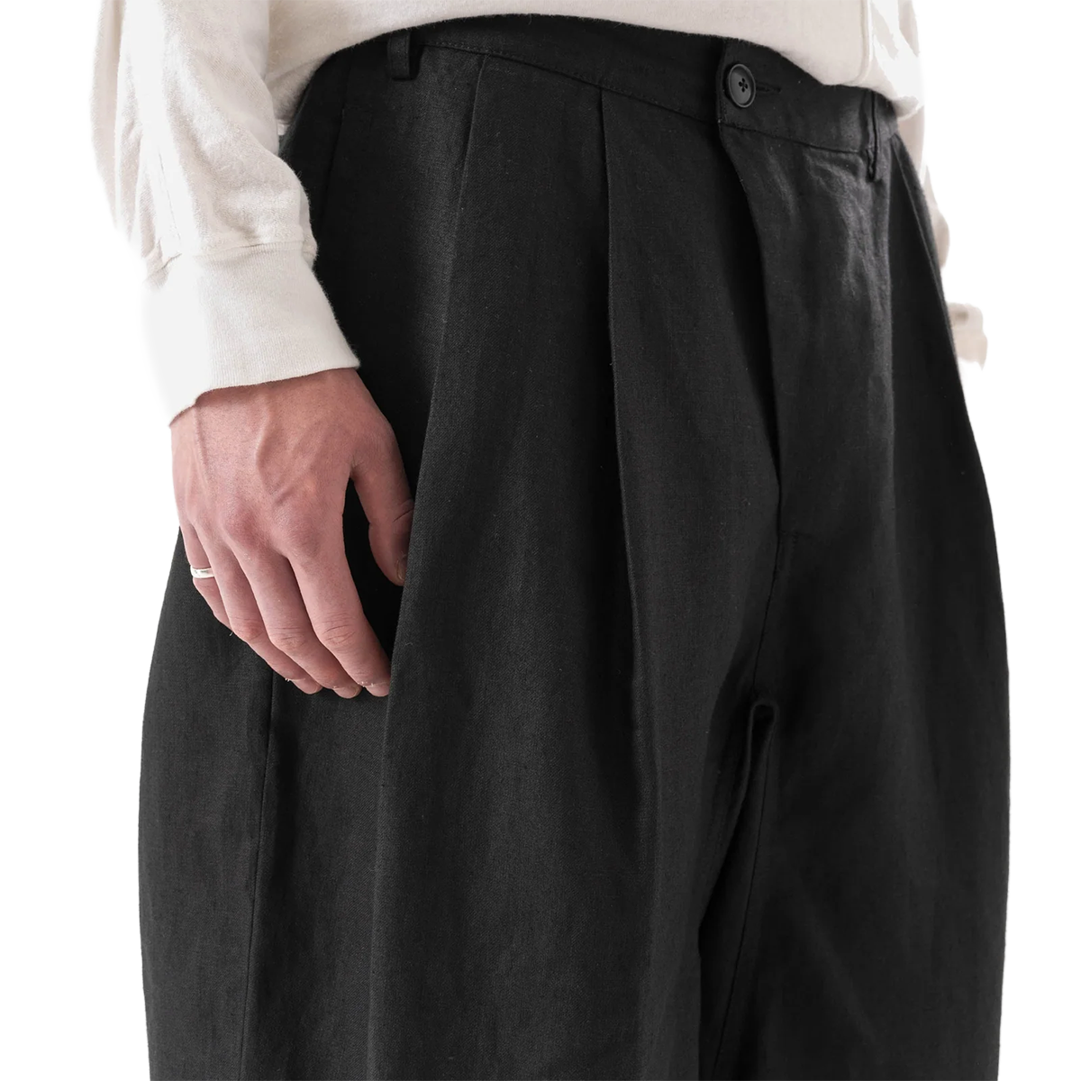 MAHARISHI - PANTALÓN MAHA ASYM LINEN PLEATED
